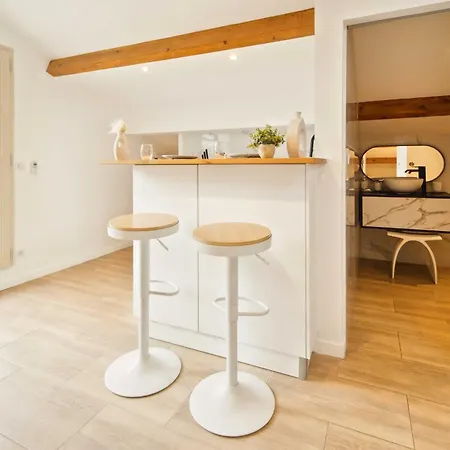Apartment Bright - Ac- 2p - Center Of St Tropez *
